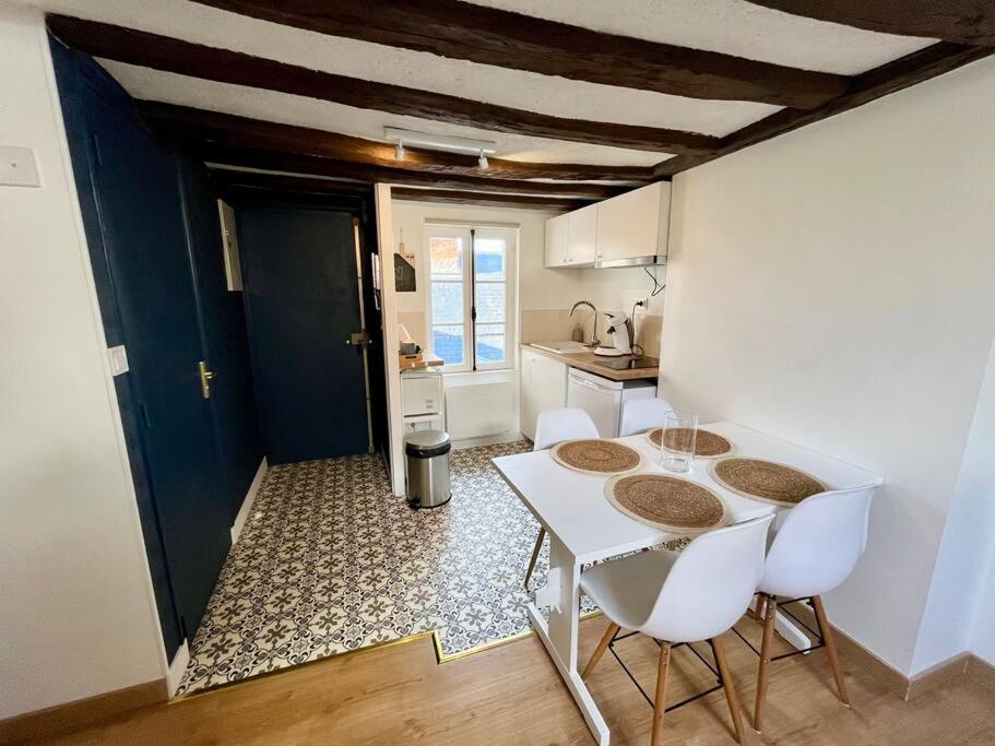 Appartement Cosy Hypercentre Place St Pierre Saumur Εξωτερικό φωτογραφία